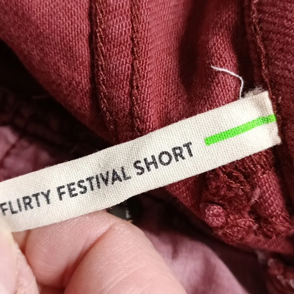 🌞Garage Shorts Size 9 - Picture 5 of 5